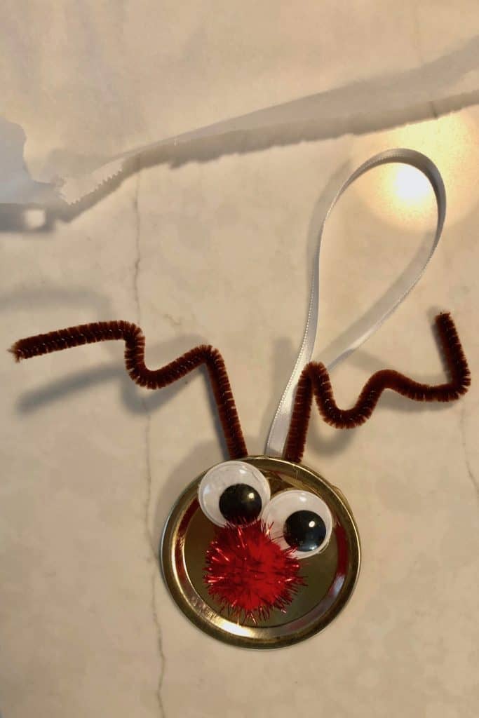 Easy reindeer christmas ornament craft for kids