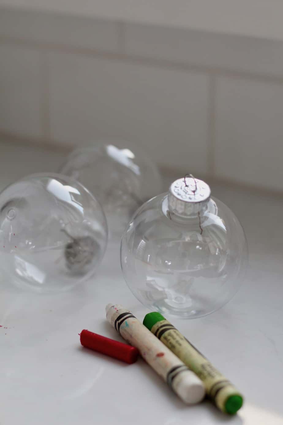 Melted crayon ornaments 🖍️ Add a splash of color to your tree!