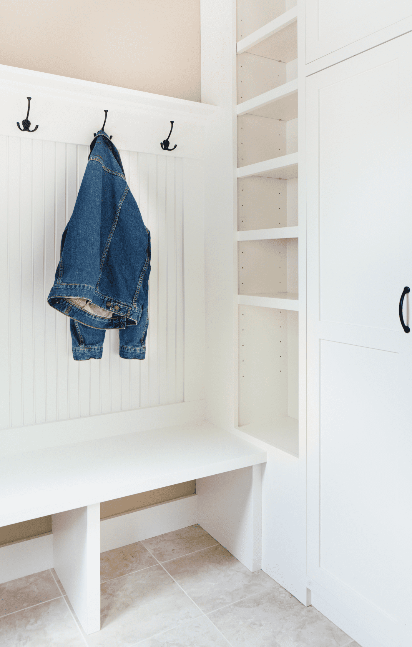 Wall storage ideas 💡🌈 Unlock the potential of your vertical space!